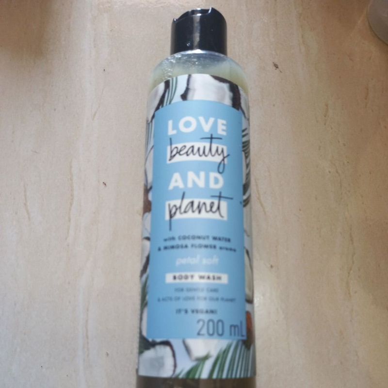 love beauty and planet body wash coconut water 200ml