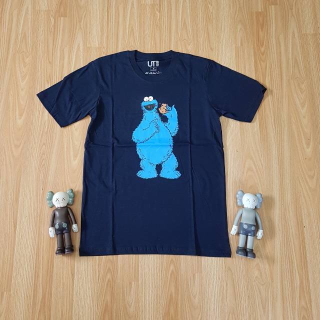 KAOS UNIQLO X KAWS COOKIES MONSTER NAVY UNISEX