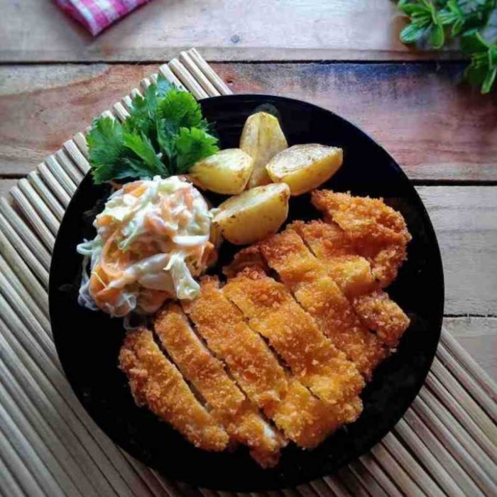 

CHICKEN KATSU 8 PCS - BARU