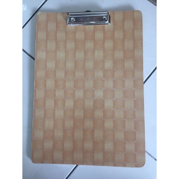 

Clipboard Kayu / Papan Jalan Kayu