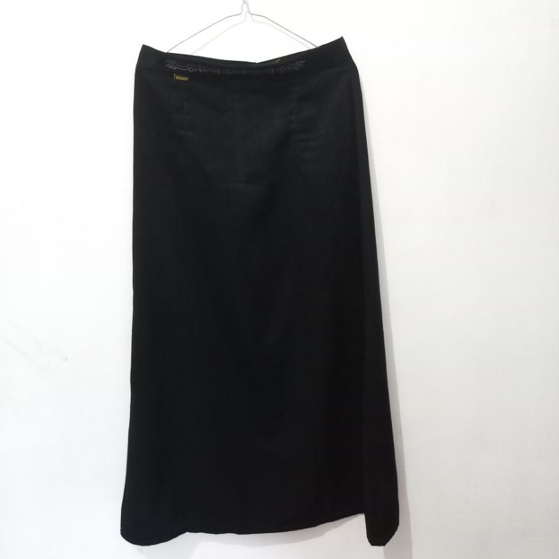 [Preloved] Rok Dasar Formal Hitam Gucci Exclusive