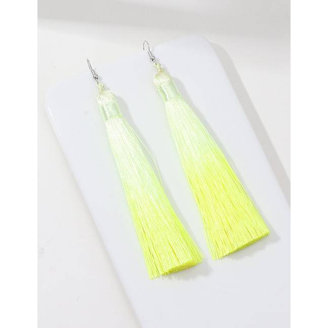 LRC Anting Gantung Fashion Tassel Earrings F40714