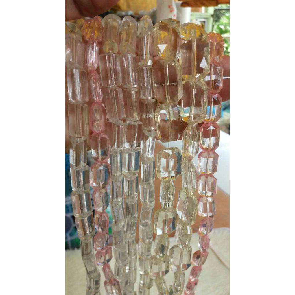 

Sale Manik Akrilik Bening Aneka Motif Kotak ( 1 Renteng ) ( Das ) Murah