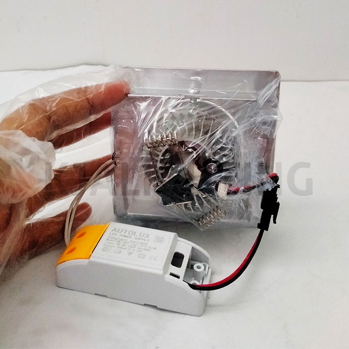 LAMPU DOWNLIGHT AUTOLUX LED TANAM IB KOTAK 3X1W SILVER