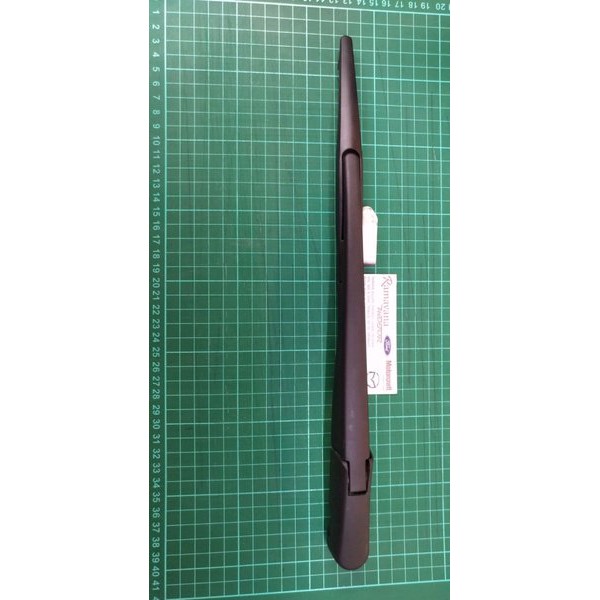 gagang wiper belakang ford ecosport