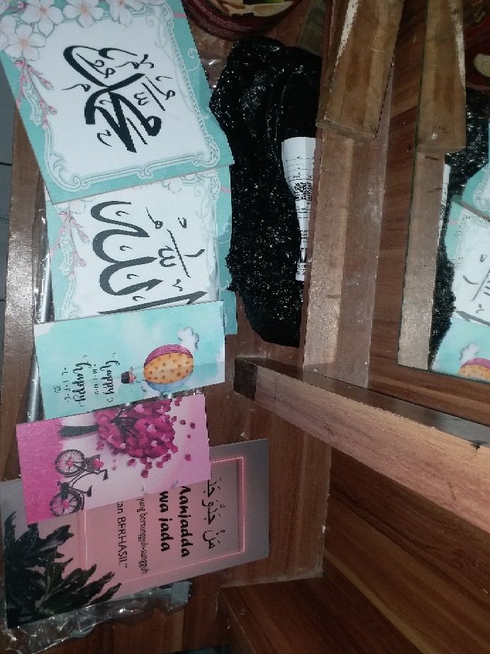 Hiasandinding/bunga/walldekor/dekorasi/hiasangantung/shabbychic/poster/gambar Quotes/islam/motivasi