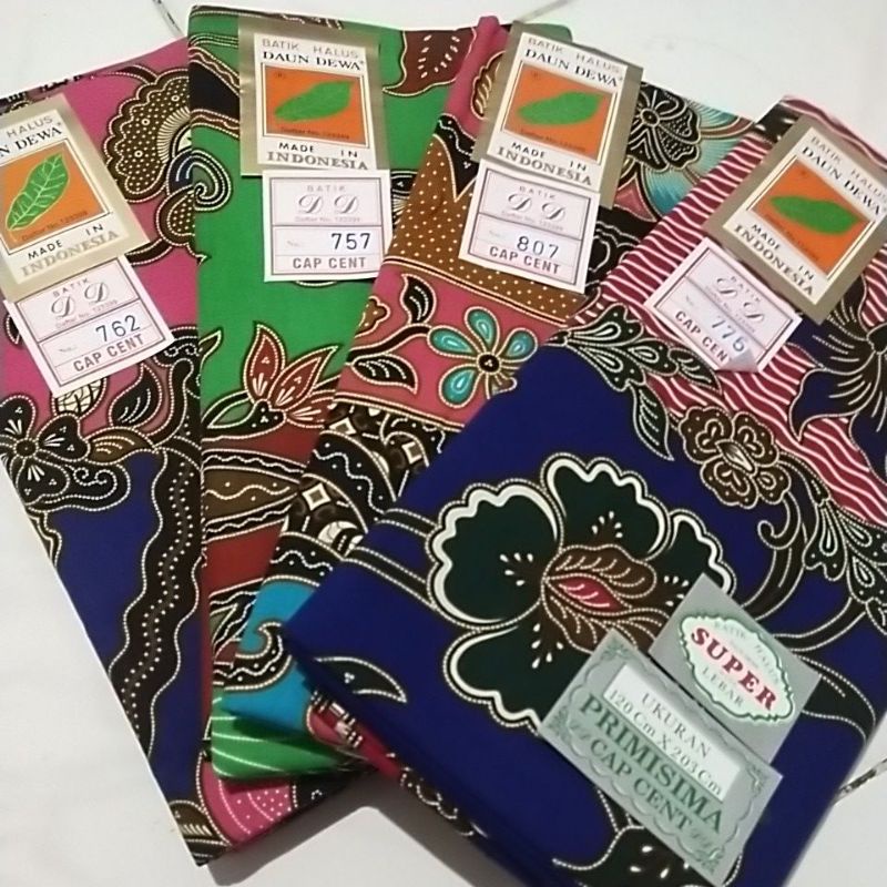 Sarung Batik wanita "Daun Dewa Jumbo"