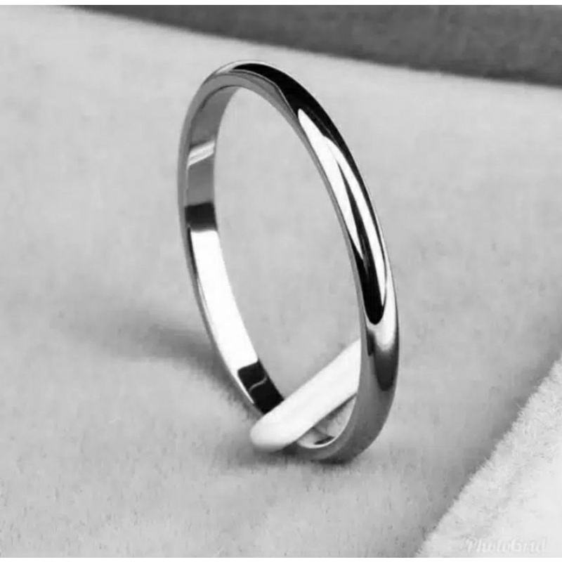 Cincin Titanium Wanita Dan Pria Asli Anti Karat Tidak Luntur Warna Hitam/Gold/Silver  Polos Tipis Klasik Simple/ READY SATUAN DAN COUPLEAN