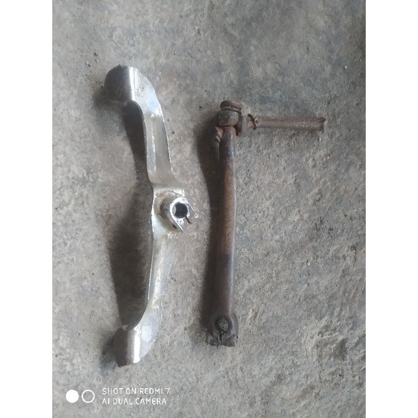 pedal perseneling Yamaha v75 v80 / tuas perseneling Yamaha v80 v75  / tuas perseneling Yamaha v75 v8