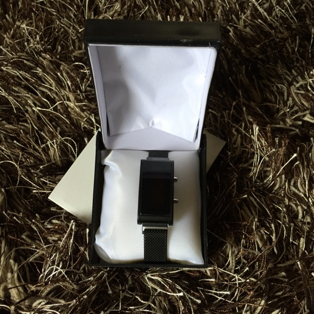 JAM DIGITAL LED/MAGNET IMPORT BANGKOK MURAH