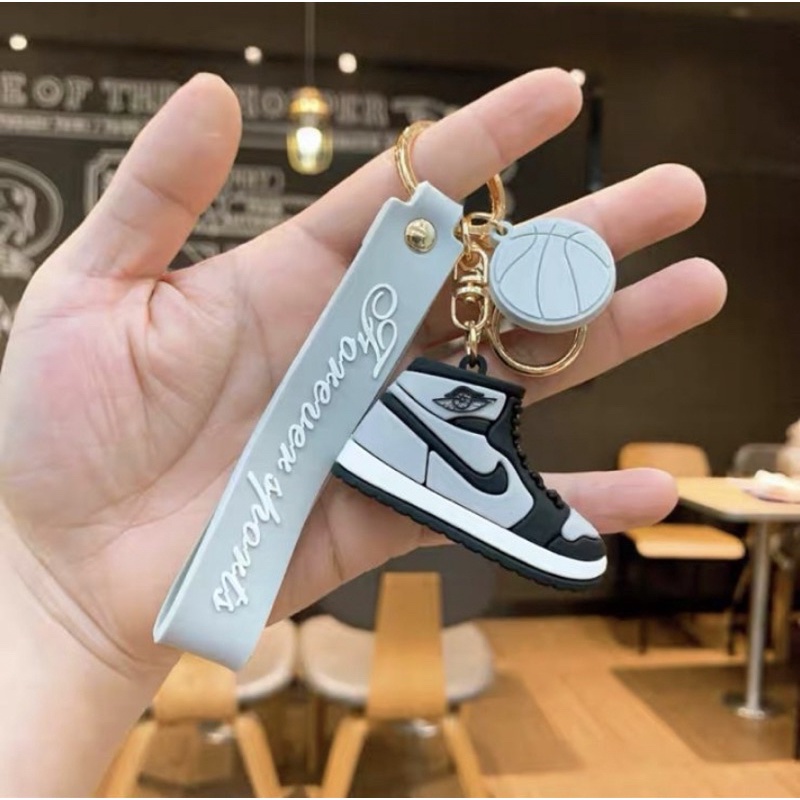 [G008] Nike Jordan Gantungan Kunci Ganci Souvenir 3D / Gantungan Kunci Sepatu Nike Motor Mobil Rumah