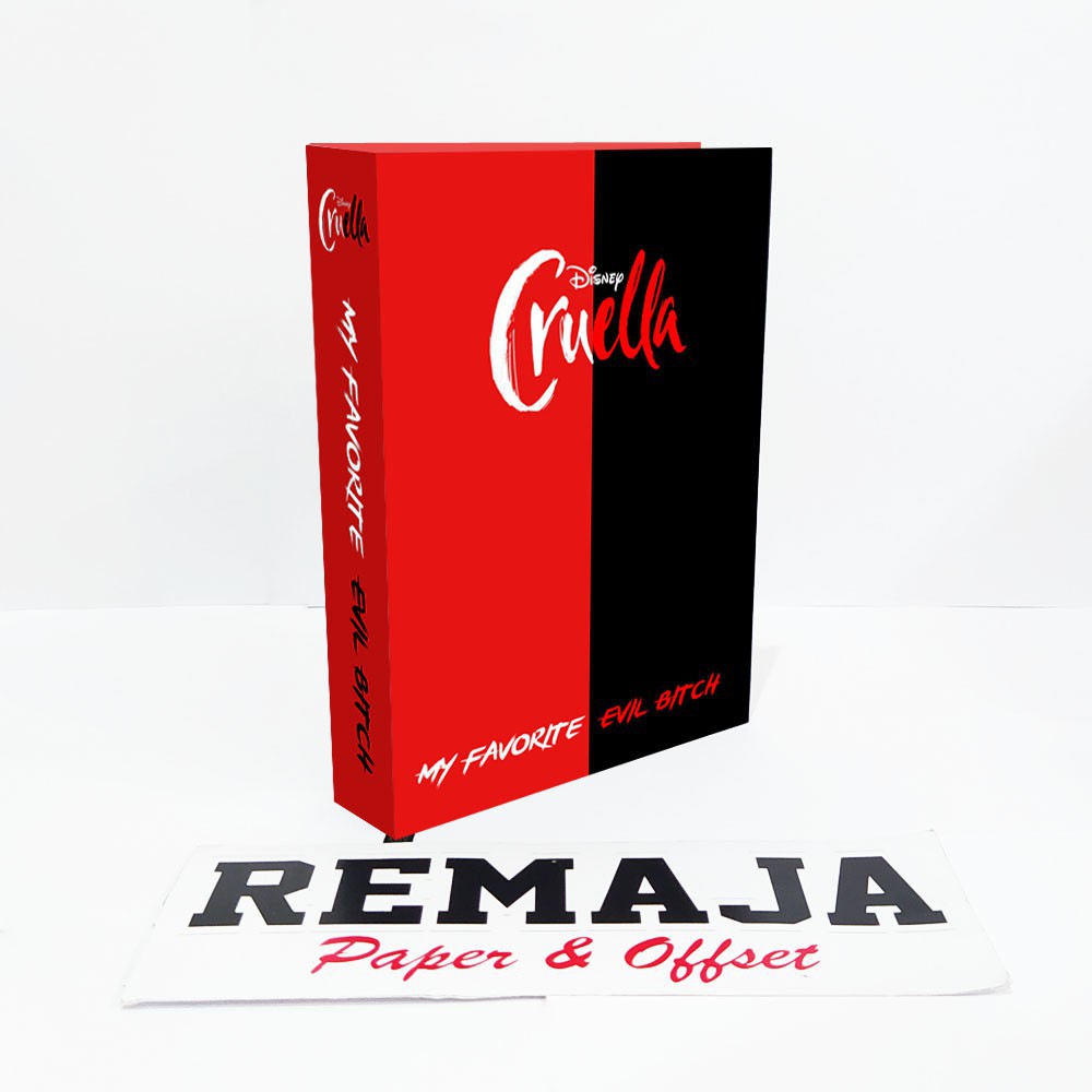 

NOTE BOOK / HARD COVER A6 Cruella