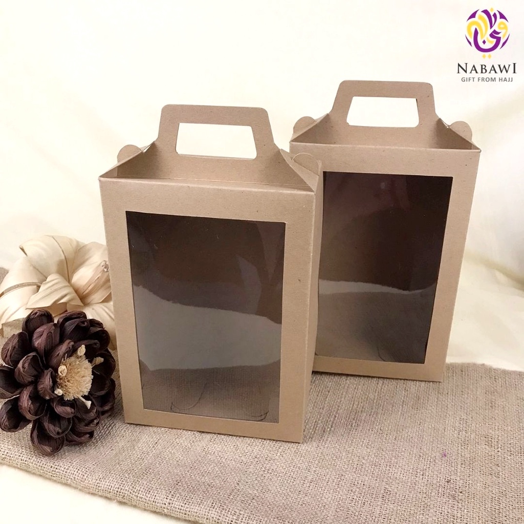 

Tambahan Box Jinjing Coklat Untuk Souvenir Sajadah Souvenir Tahlilan