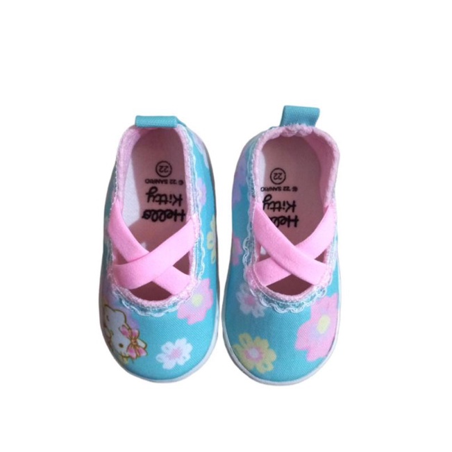 HELLO KITTY SEPATU WALKER PS308