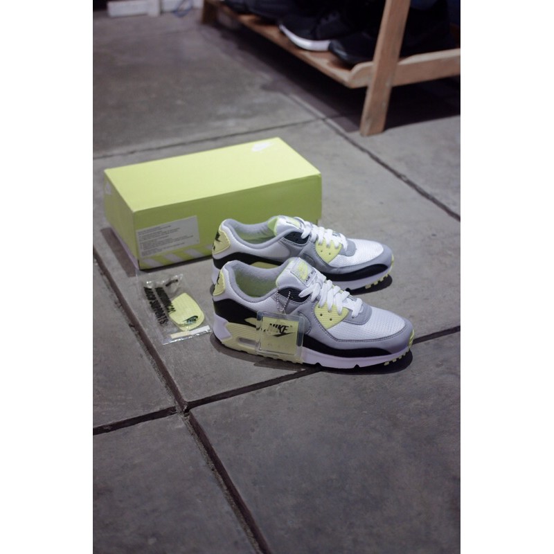 nike air max 90 particle grey volt bnib