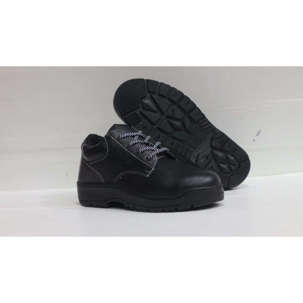 King Safety Shoes