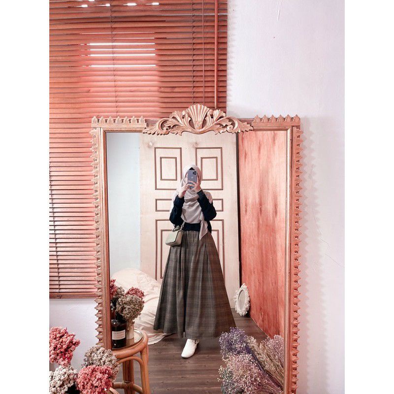 Preloved rok Azkya Skirt by Arz