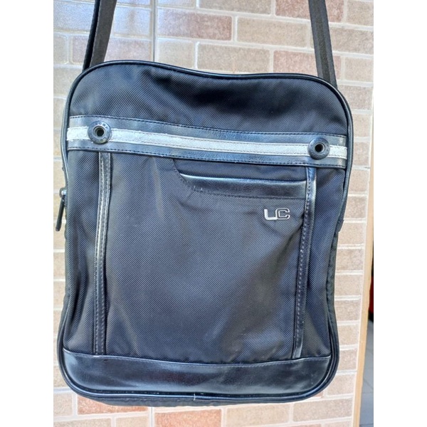 Sling Bag Second Lecaf