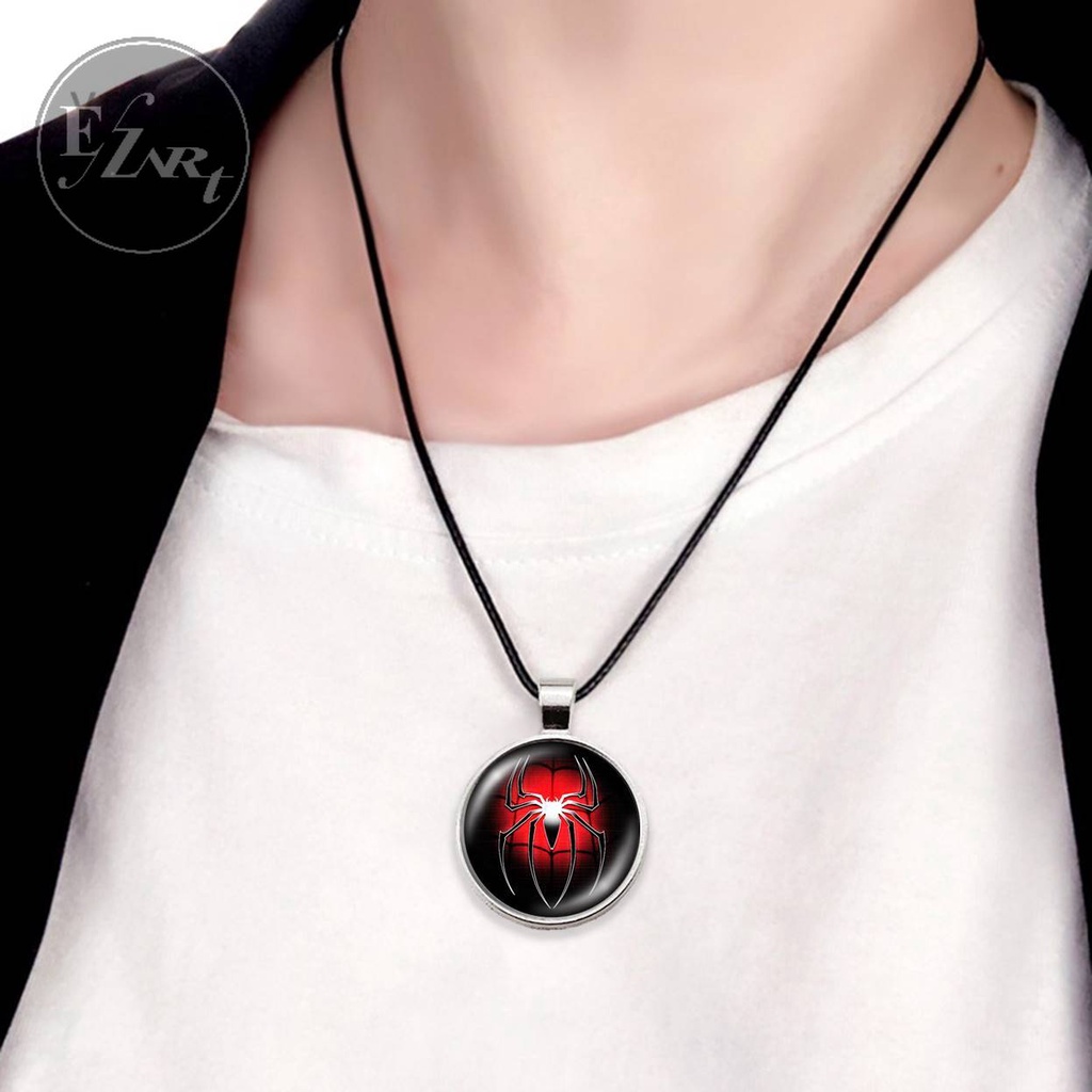 KALUNG SPIDERMAN SUPER HERO MARVEL SPIDER MAN LIONTIN KACA BULAT CEMBUNG TALI KULIT RANTAI STAINLESS STEEL