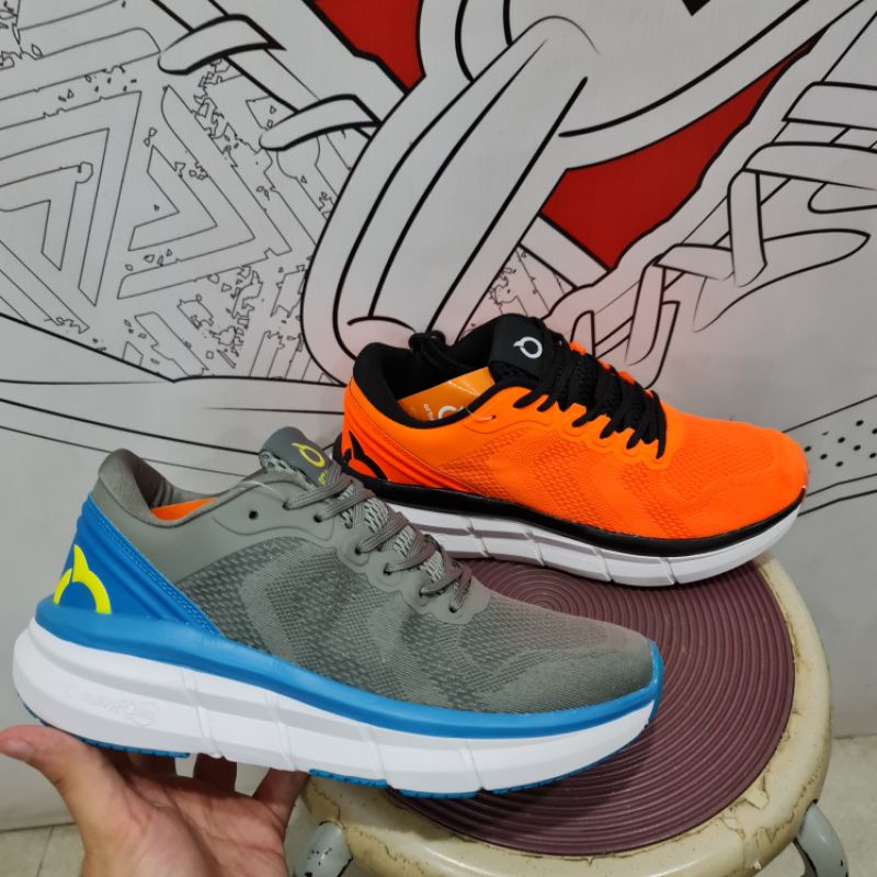 Ortuseight Sepatu Running Hyperfuse
