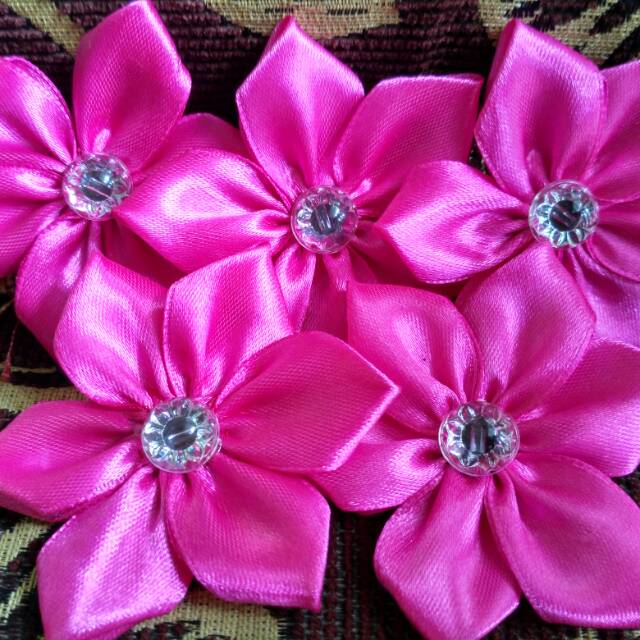 Souvenir untuk pernikahan