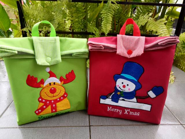 

Tas souvenir pernik natal custom unik lunch bag lipat