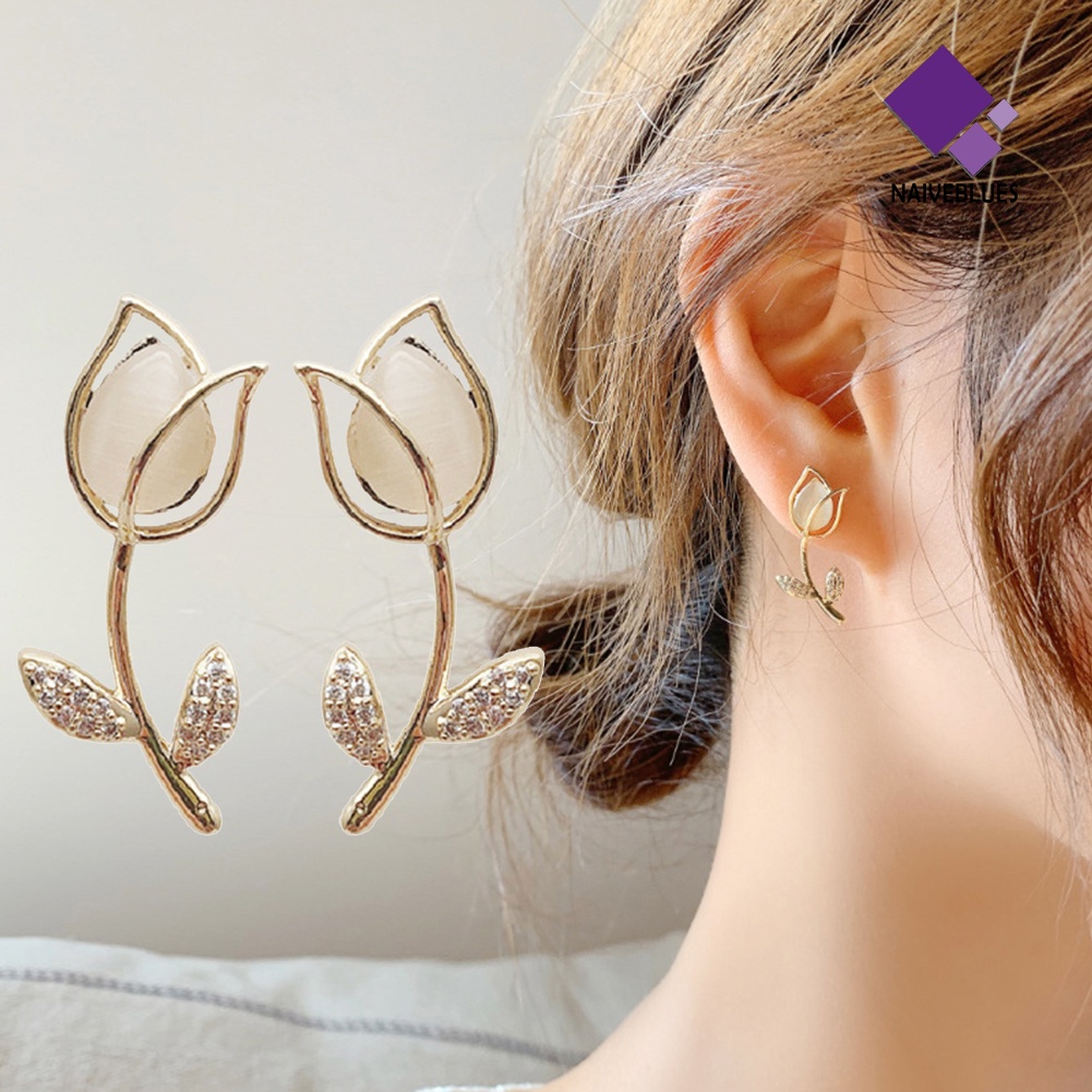 Anting Tindik Desain Daun Bunga Mawar Model Hollow Out Untuk Wanita