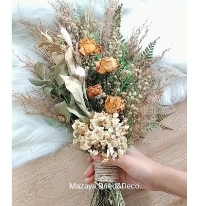 handbuket  bunga kering- buket bunga wisuda best seller buket bunga for wedding/prewedding