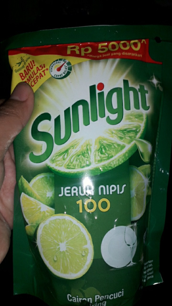 Sunlight Sabun Cuci Pencuci Piring Cair Jeruk Nipis Lime 210ml