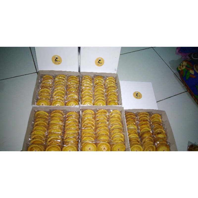 

Pie susu regular (isi 24 pcs)