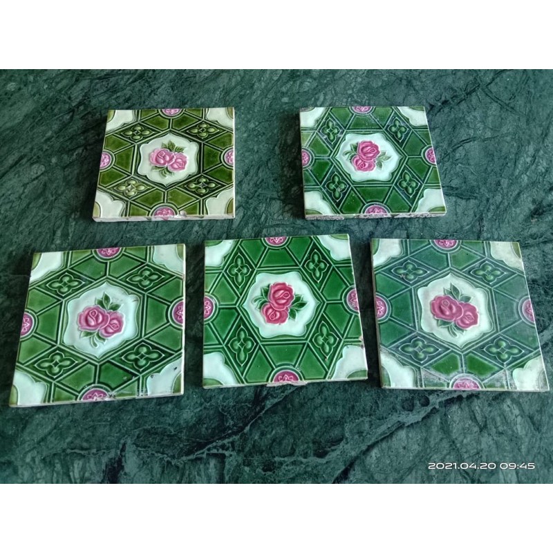 Tegel keramik Japan lawasan