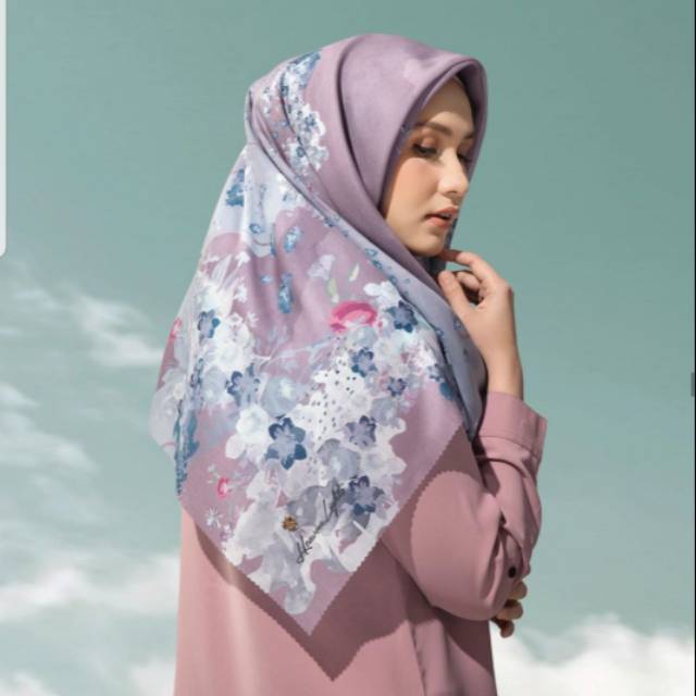 HL Premium Scarf - RAMSI (HEART)