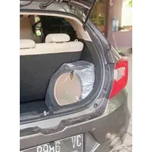 Box Sudut Bahan MDF 18mm Subwoofer Audio Mobil 12 Inch Honda All New Brio High Quality Baru New
