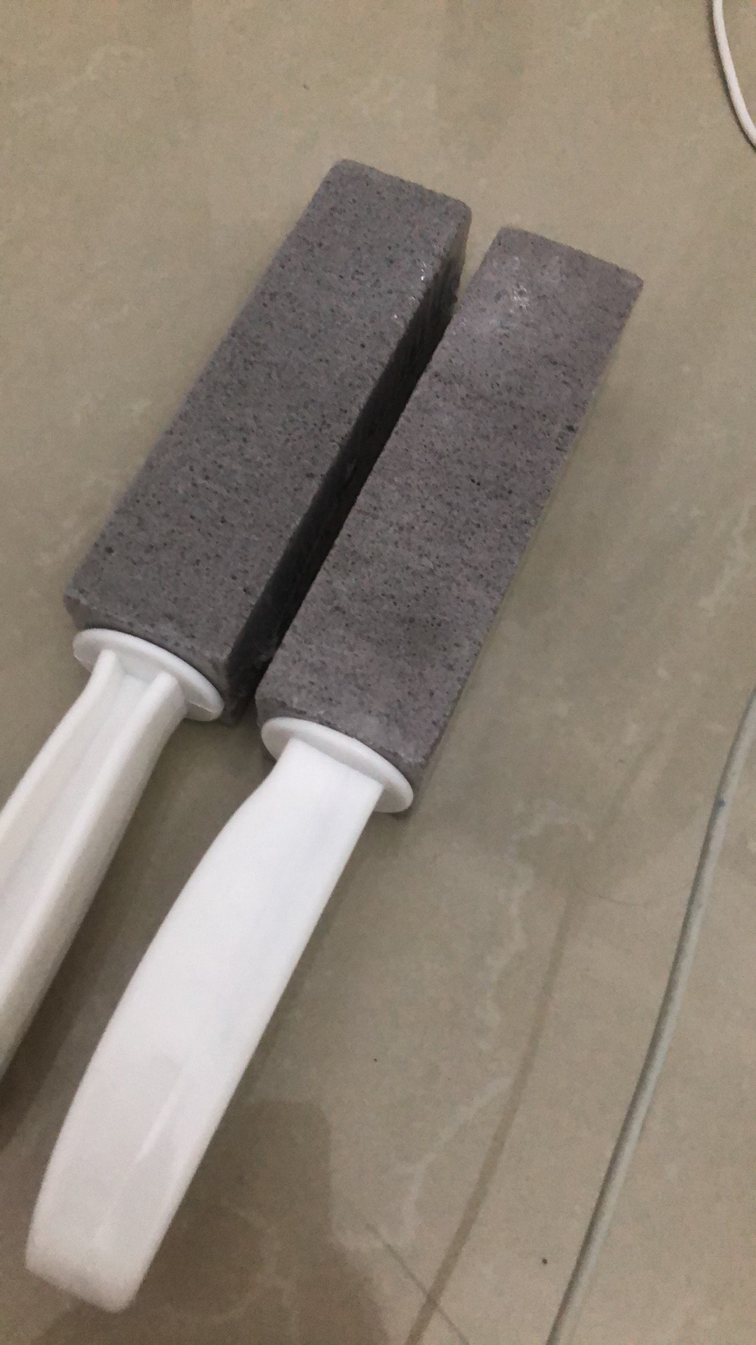 Alat Pembersih Kerak Plak Wc Toilet Keramik Ring X Pumice Stone Murah