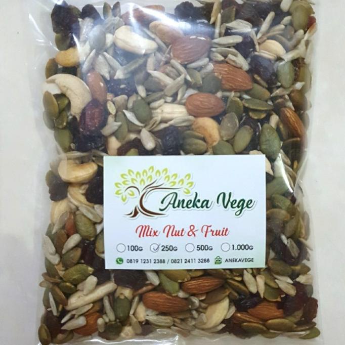 

mixed nuts 55.000/ mix nuts / mixed nuts n fruits 250gr