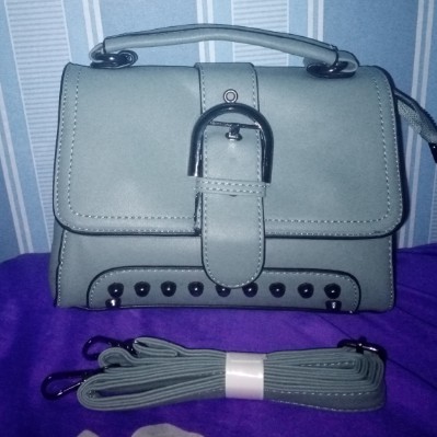 Tas fashion paku gesper