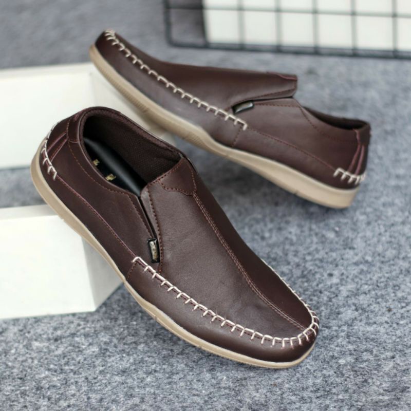 Sepatu Slip On Kulit Asli Casual Pria Slop Kerja Santai Pansus Modern Trendi Original