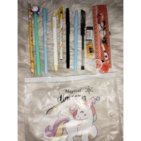 

paket alat tulis dapat 1 set banyak alat tulisnya