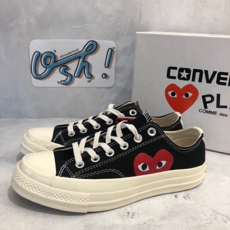 sepatu comme des garcons