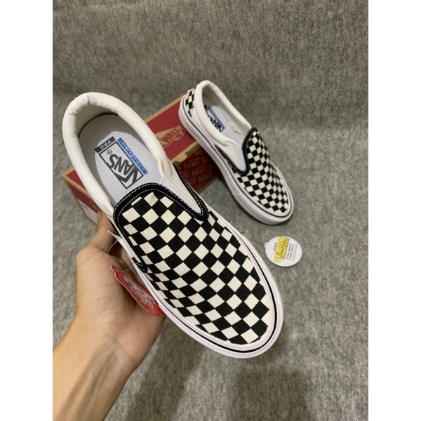 SEPATU SLIP ON CHEKERBOARD CLASIC CATUR MADE IN CHINA WAFFLE DT