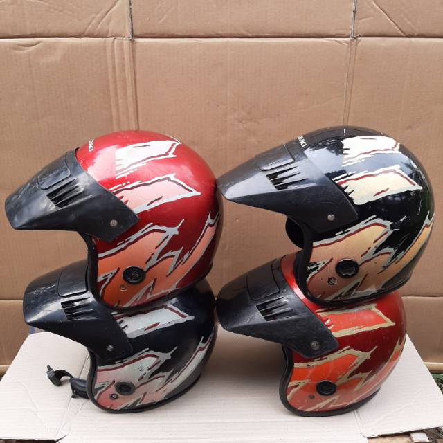 Helm suzuki TS jadul