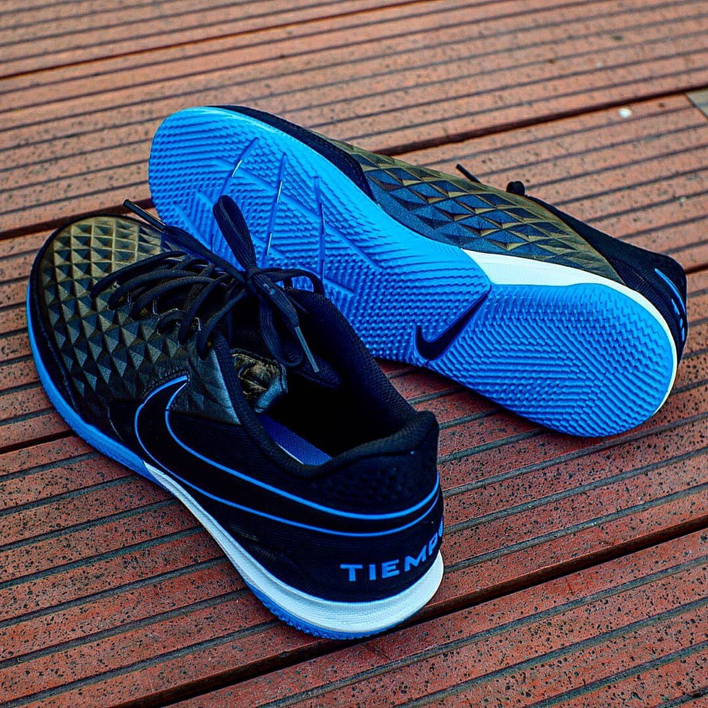 nike tiempo 8 academy