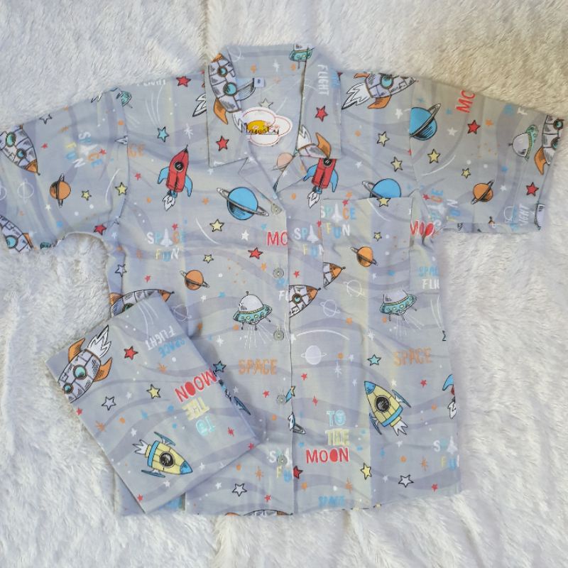 piyama anak size M majesty