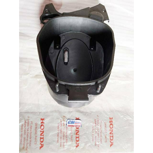 Box bagasi jok vario 110 cw lama tipe karbu asli HONDA AHM  81250-KVB-930