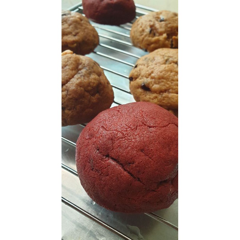 

soft cookies red velvet per pcs 16.500