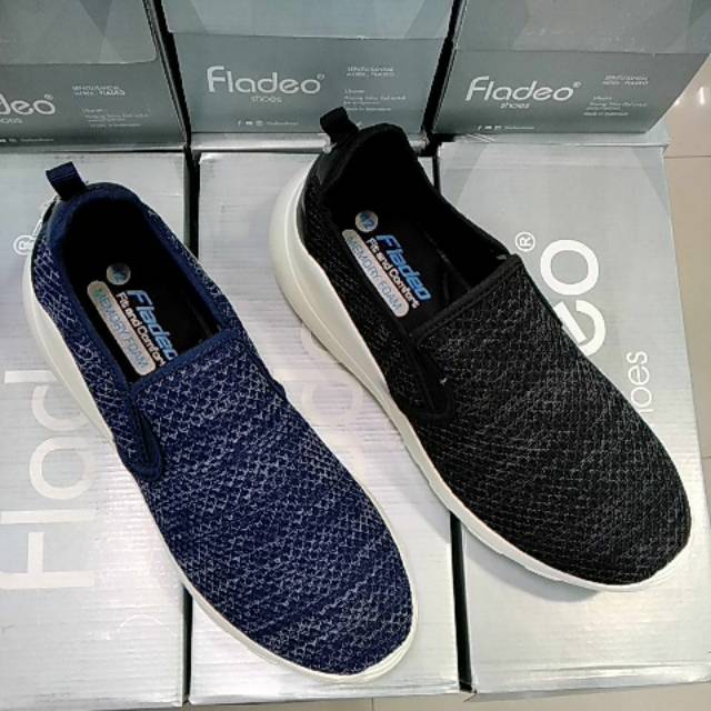 Sepatu laki-laki dewasa