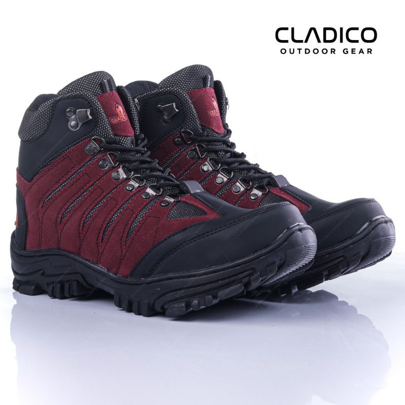 Cladico Coupe Maroon