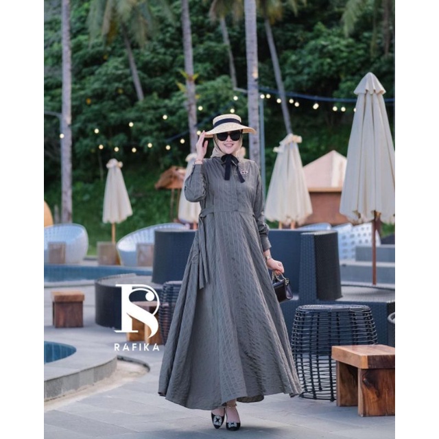 DAVIRA MIDI DRESS by Rafika Store