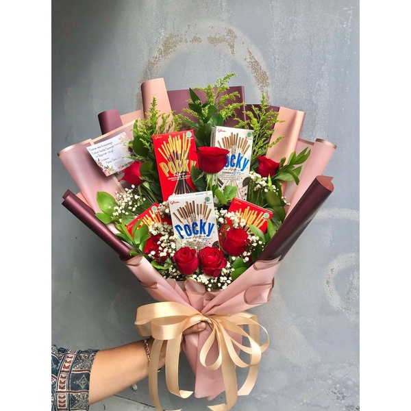 

Buket snack, Buket Pocky, snack bouquet, hadiah Ulangtahun, hadiah Valentine, hadiah wisuda, Birthday Bouquet, buket snack murah, buket snack bandung, buket snack mix bunga
