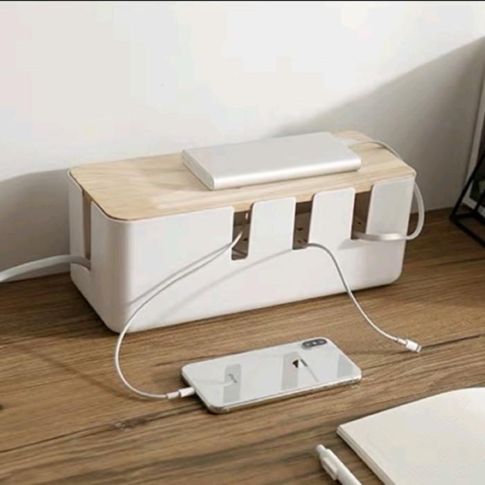 

Holder | Vior Cable Port Organizer Storage / Tempat Penyimpanan Colokan Kabel